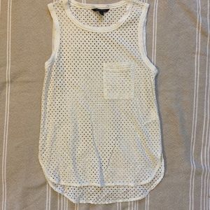 🔥Banana Republic Eyelit Tank